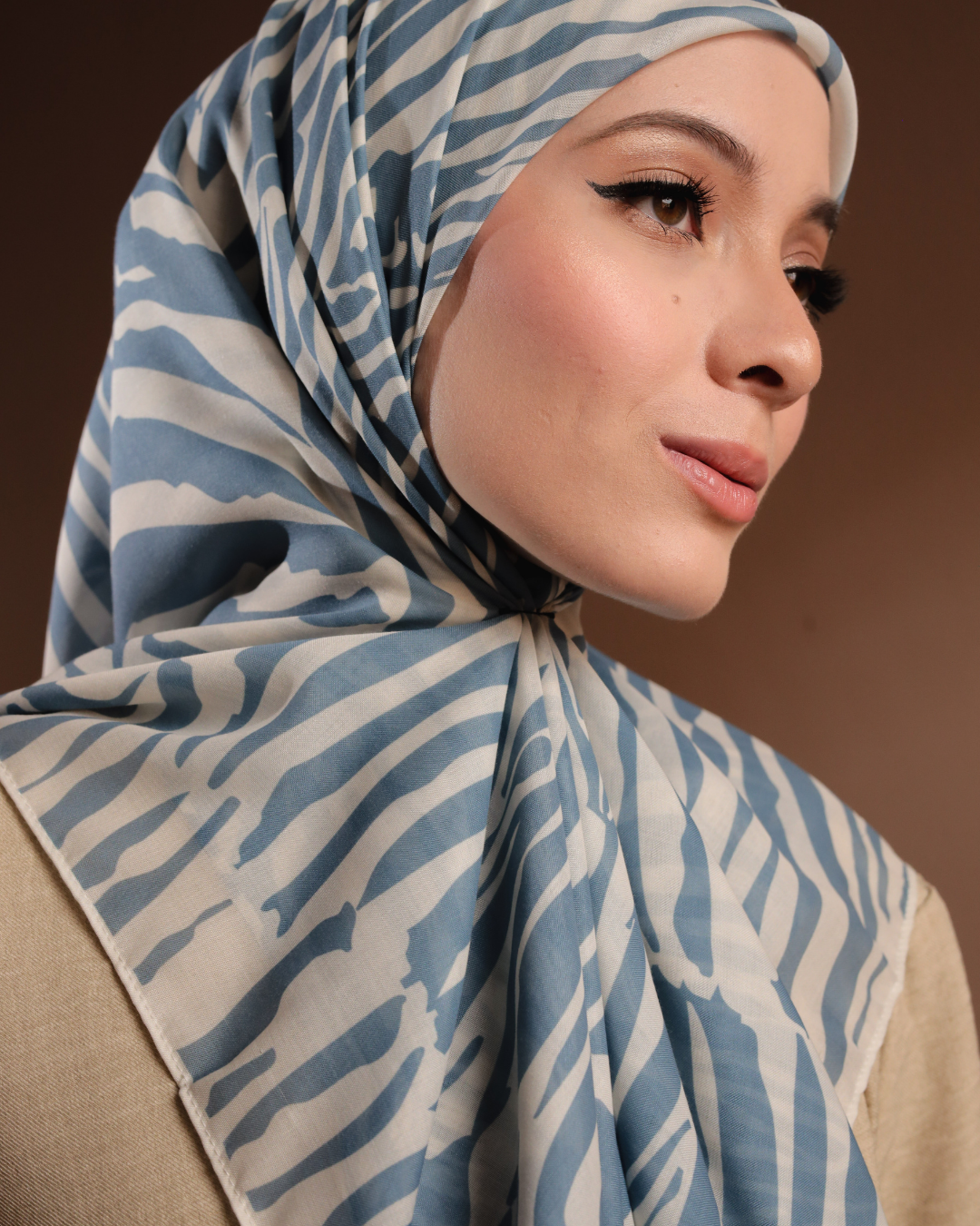 Savannah Bawal in Dusty Blue