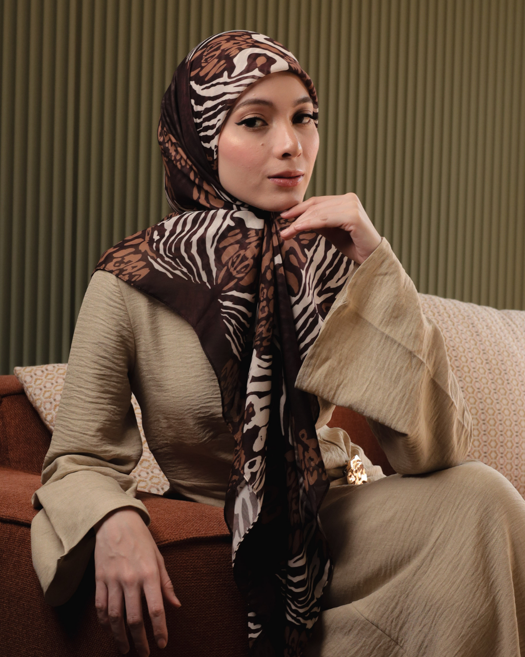 Zahara Bawal in Deep Crimson