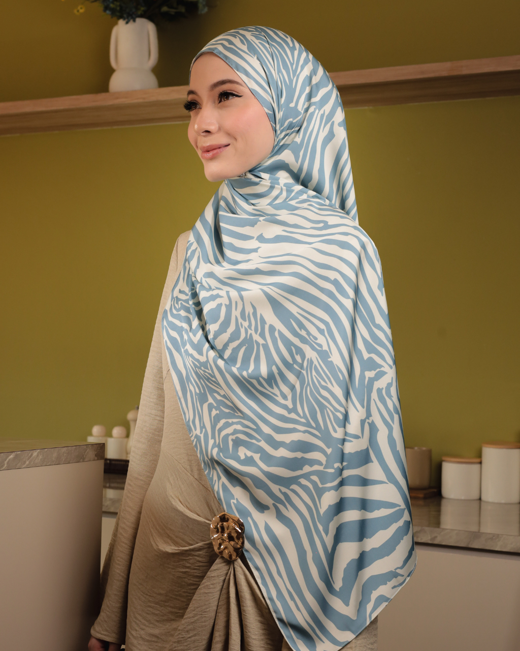 Savannah Shawl in Dusty Blue