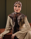 Zahara Bawal in Deep Crimson