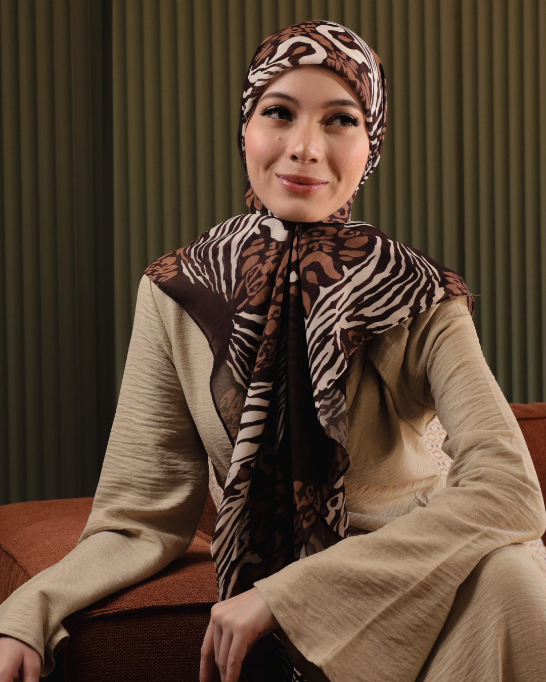Zahara Bawal in Deep Crimson